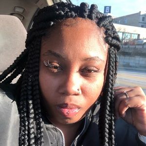 Meet your Posher, Shanika